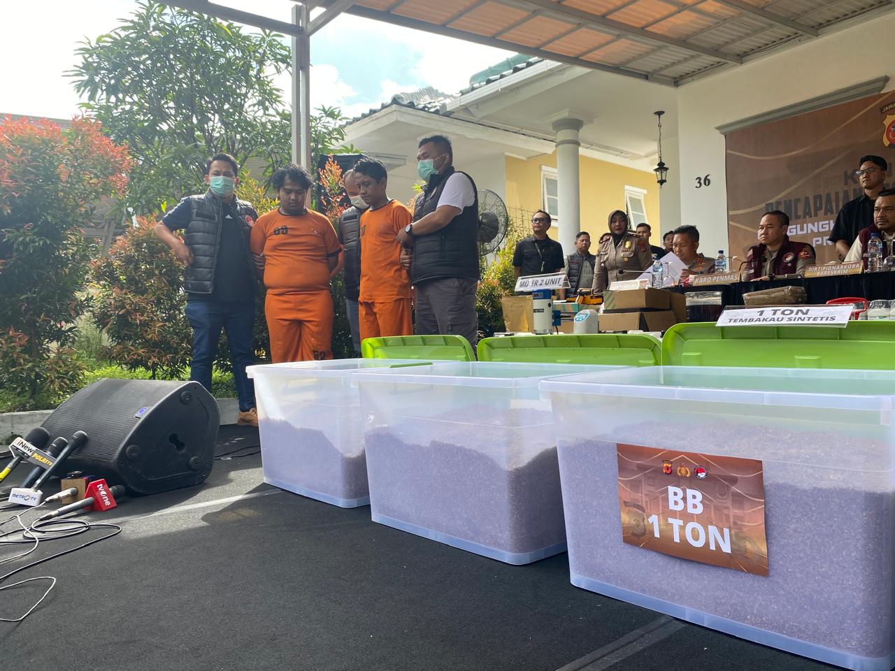 Jaringan Narkoba Malang-Bali di Sentul Dibongkar, Polisi Amankan 2 Pelaku dan 1 Ton Tembakau Sintetis