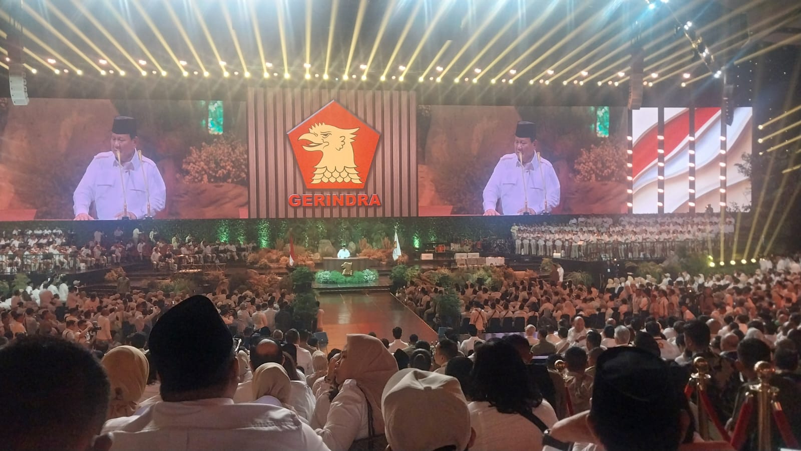 Prabowo Serukan "Hidup Jokowi " di HUT ke-17 Partai Garindra, Ajak Kader Hormati Pemimpin Bangsa