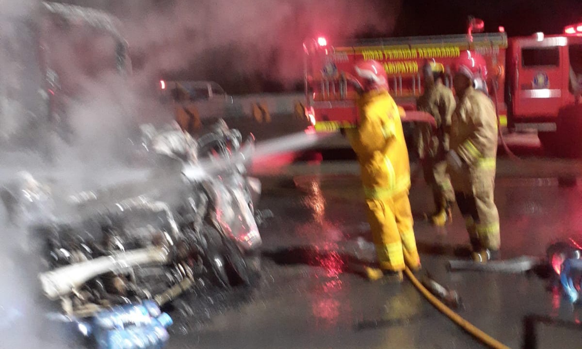 8 Orang Tewas Akibat Tabrakan Beruntun di Gate Tol Ciawi
