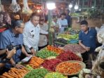 Bupati Bogor Pantau Ketersediaan Bahan Pokok di Pasar Cibinong, Pastikan Stok Aman hingga Lebaran