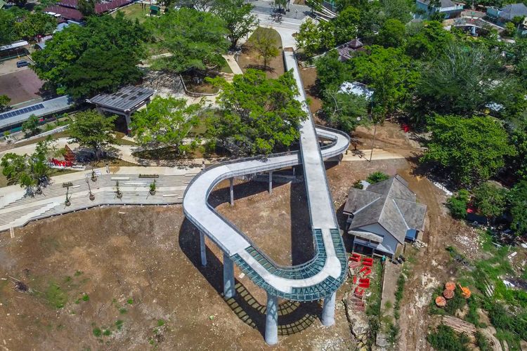 Wahana Jembatan Kaca Wonogiri Resmi di Buka 31 Maret 2025
