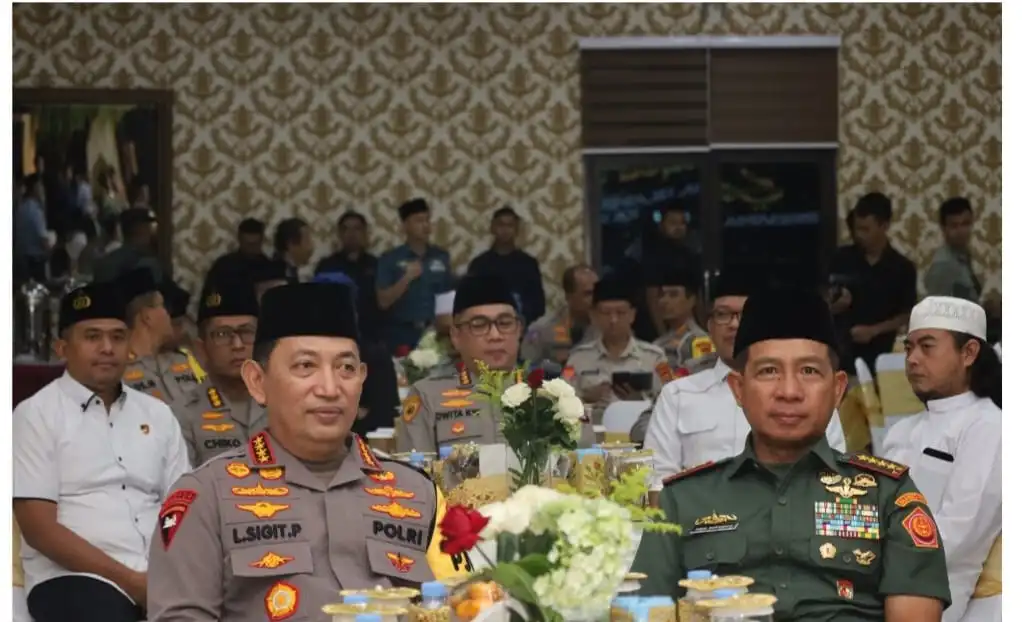 Kapolri Adakan Acara Buka Puasa Bersama Kementerian dan TNI