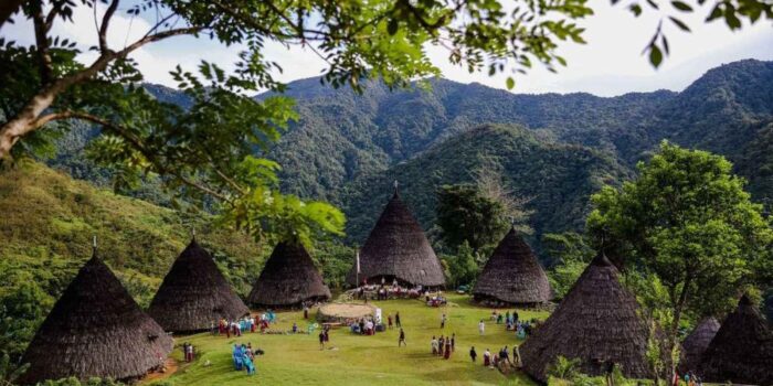 Longsor di Akses Jalan Wisata Wae Rebo, Aktivitas Wisata Dihentikan Sementara