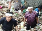 Dedi Mulyani Terjun Langsung ke Sungai Cipalabuhan Pelabuhan Ratu Sukabumi
