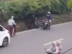 Viral Petugas Patwal di Jalur Puncak, Pengendara Motor Dipepet hingga Terjatuh