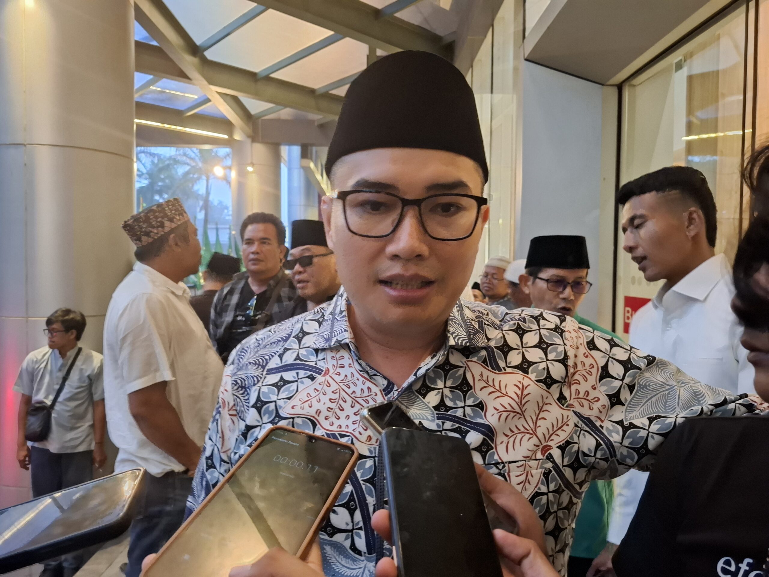 Ketua DPRD Sastra Winara Soal Pengangguran di Cibinong Tinggi : Ini Tantangan Pemkab Bogor