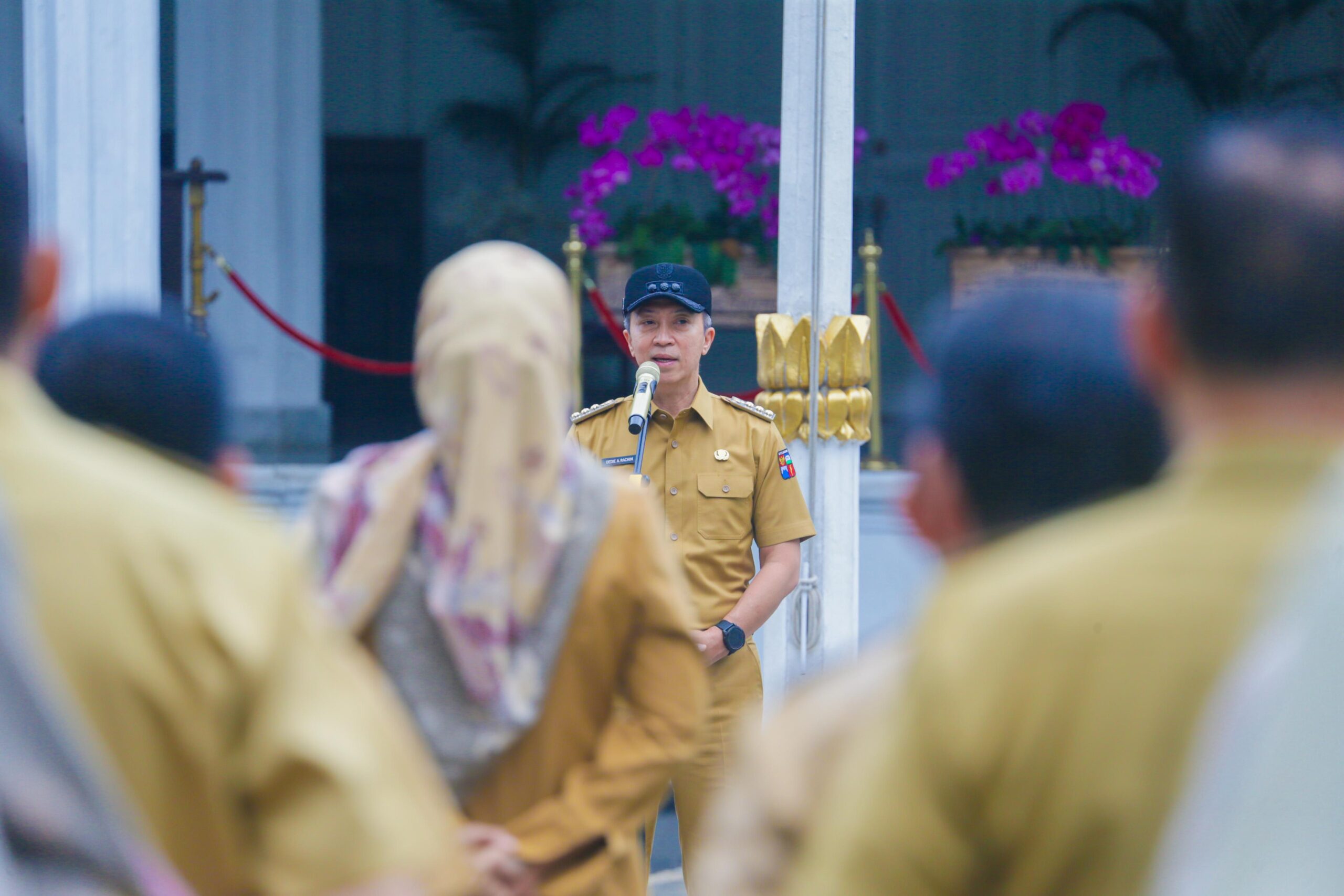 Dedie Rachim Luncurkan Program Bogor Nyaah Ka Indung dan Sekolah Rakyat
