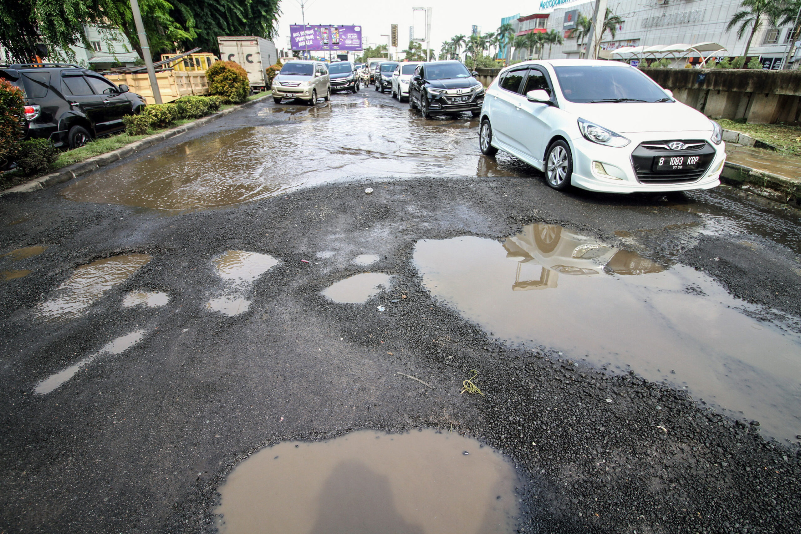 Pemkab Bogor Bakal Perbaiki 24 Jalan Rusak, Berikut Lokasinya !