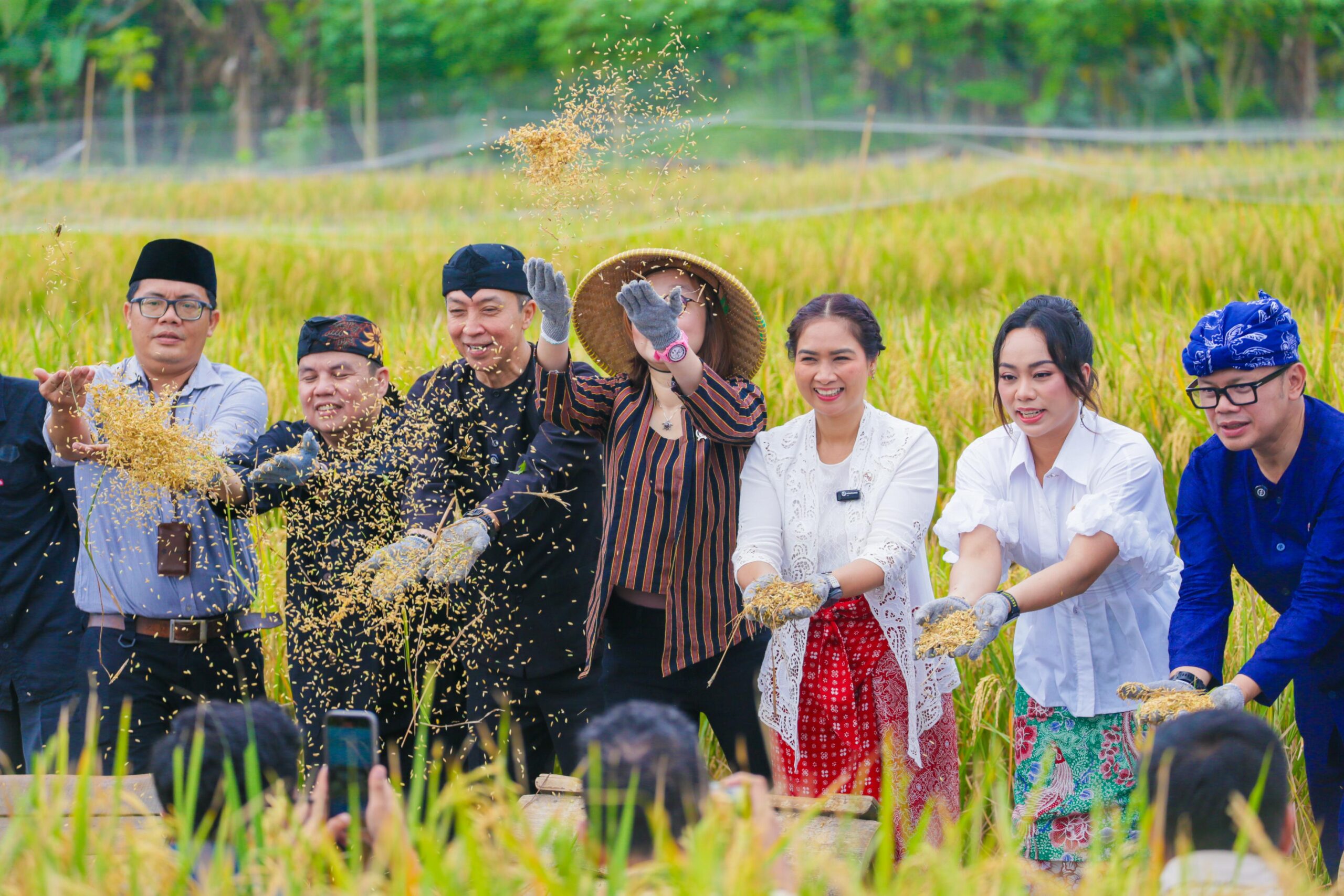 Panen Raya di AEWO Mulyaharja Bogor, Wadah Panen Ide Kreatif