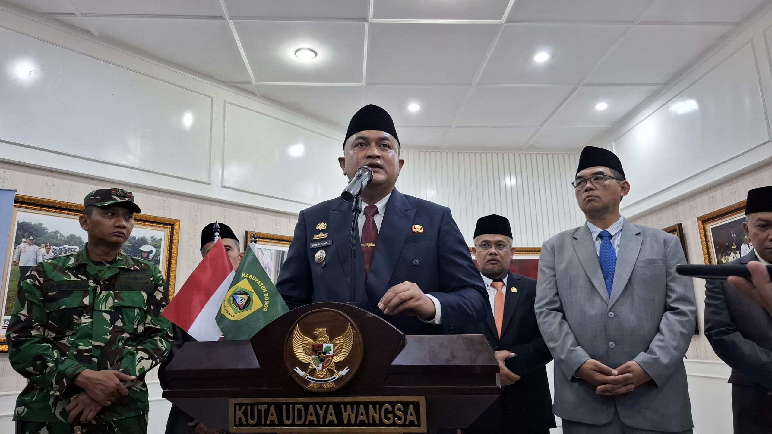 Usai di Lantik, Bupati Bogor Balal Gelar Retret Kepala Sekolah