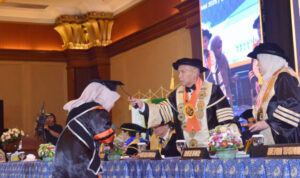 Universitas Djuanda Kukuhkan 502 Wisudawan dan Anugerahkan Gelar Profesor Emeritus