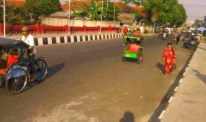Tempat PKL di Kawasan MA Salmun Bogor Ditertibkan, Permukaan Jalan dan Dinding di Cat Ulang