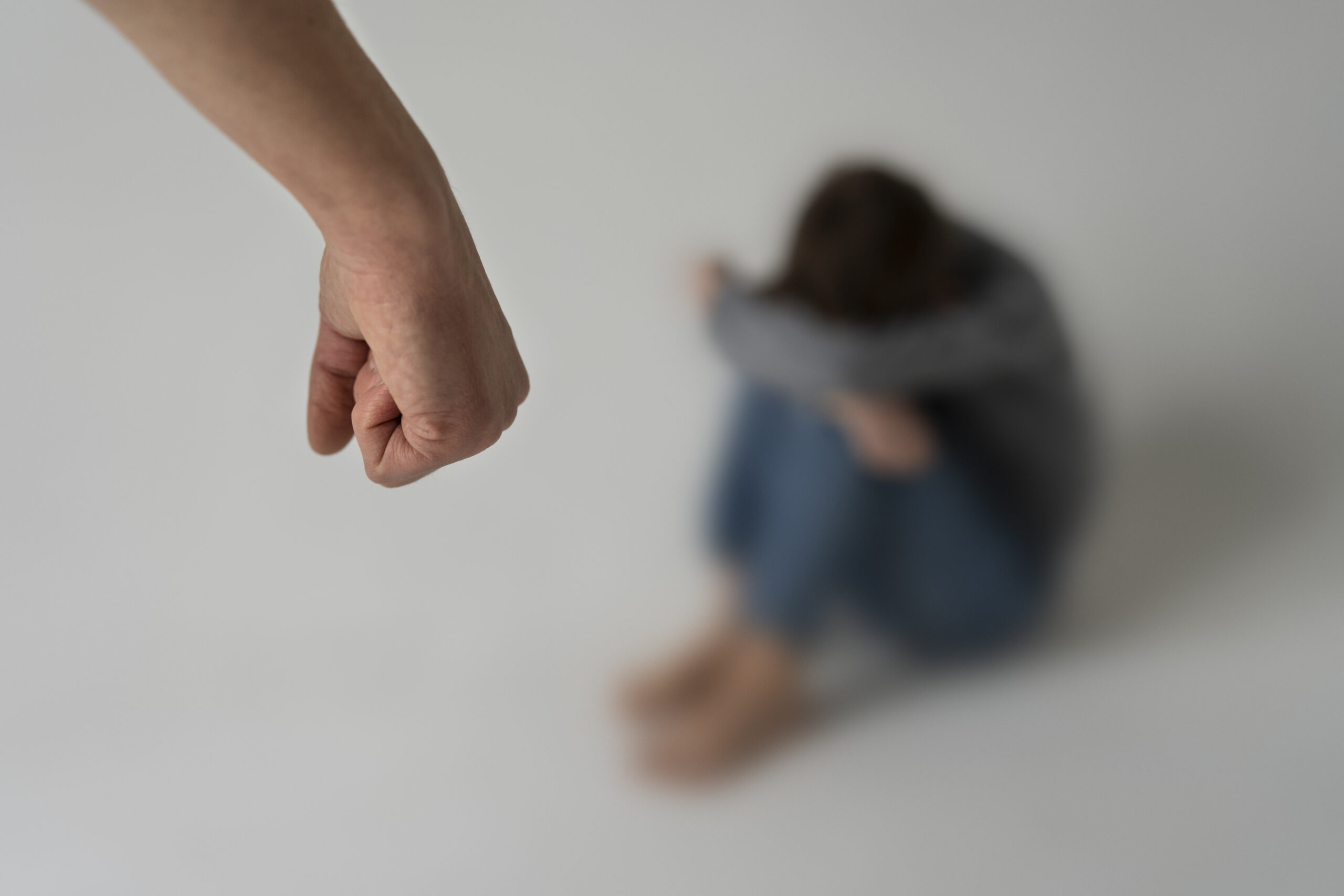 Wanita di Ciomas Bogor Alami Kekerasan di Sebuah Toko Sembako