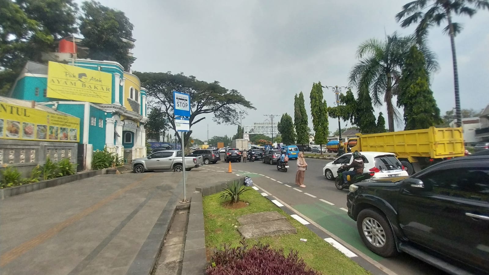 Kabupaten Bogor Belum Punya Halte Bus Transjabodetabek, Dishub : Sabar Dulu Ya